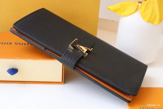 Cheap LOUIS VUITTON VERTICAL WALLET 0801